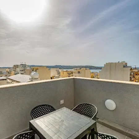 아파트 Beautiful, 2br Penthouse With Private Outdoor Area By 360 Estates *