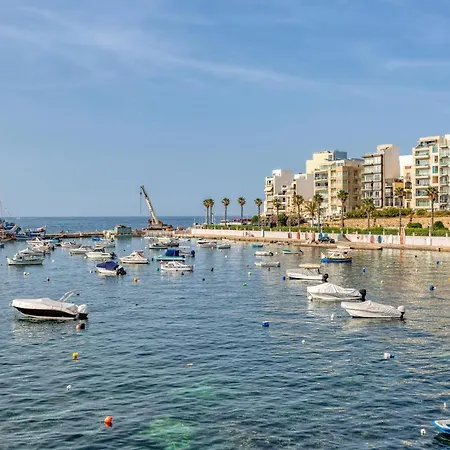 Διαμέρισμα Beautiful, 2br Penthouse With Private Outdoor Area By 360 Estates *
